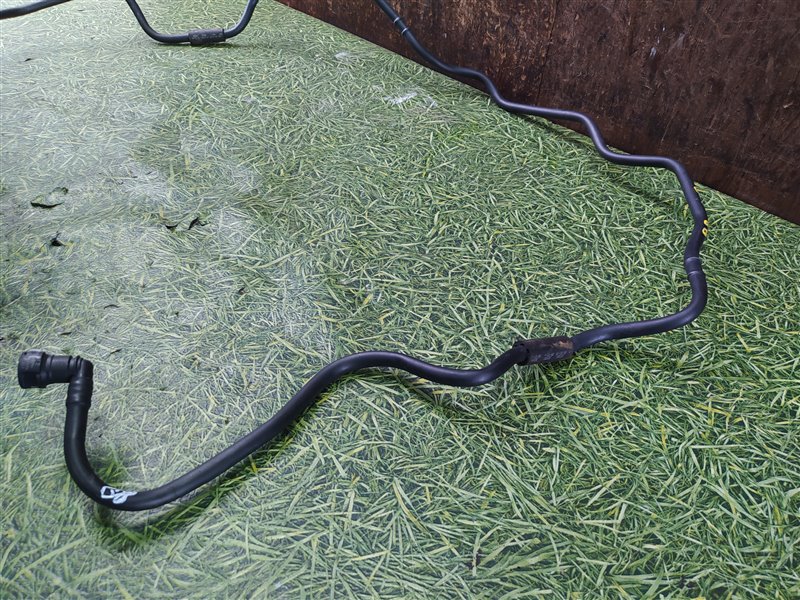 Топливный шланг AUDI Q8 4MN