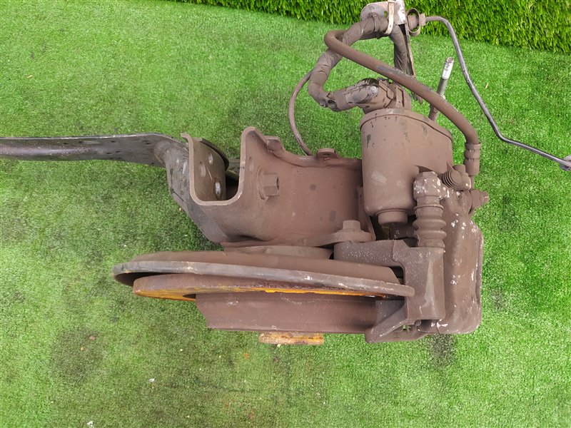 Ступица задняя левая S60 FS B4164T