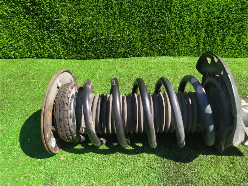 Стойка передняя правая VOLVO S60 FS B4164T