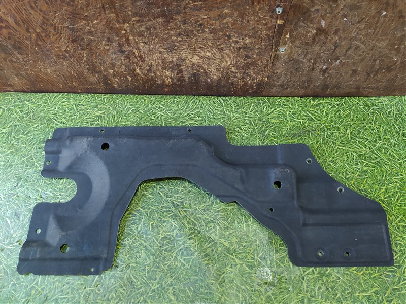 Защита днища Q8 4MN Защита днища Q8 4MN