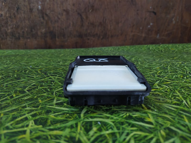 Блок управления Q8 4MN