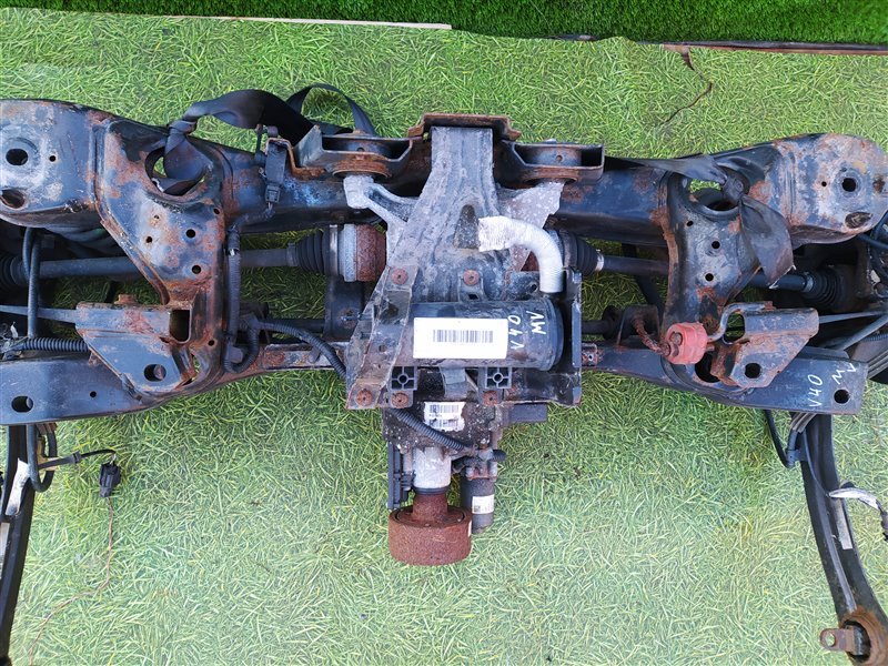 Балка подвески задняя V40 MV