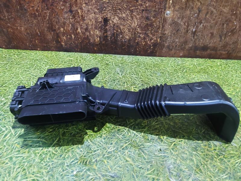 Воздуховод салона PANAMERA 971 Воздуховод салона PANAMERA 971