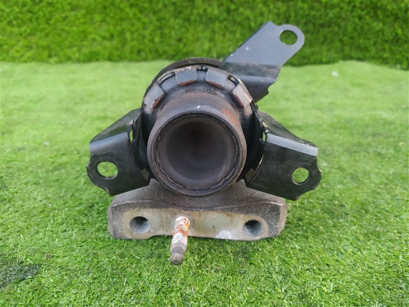 Подушка двигателя правая VISTA SV50 3S-FSE Подушка двигателя правая VISTA SV50 3S-FSE