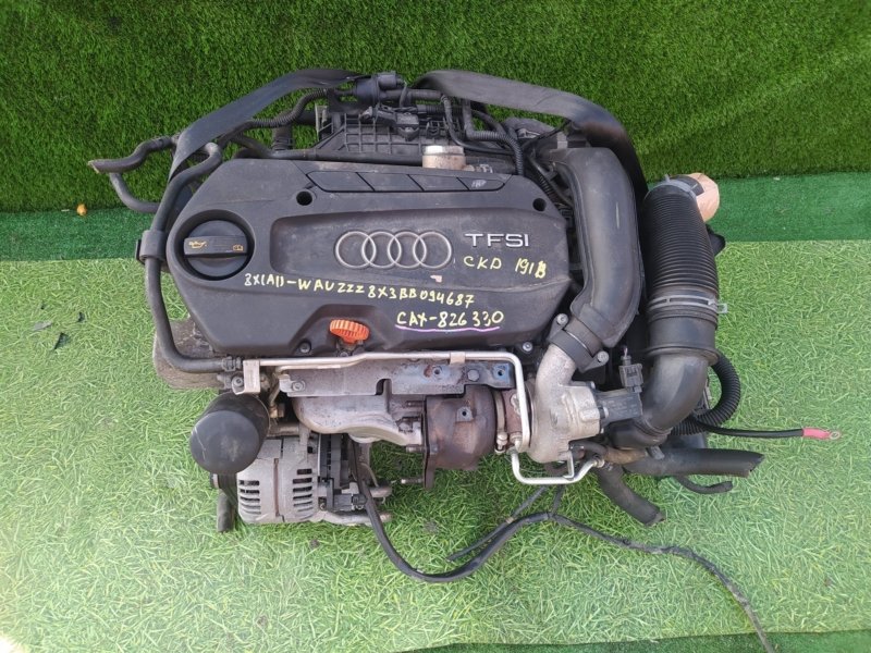 Двигатель AUDI A1 2011 8X CAXA 03C100092K контрактная