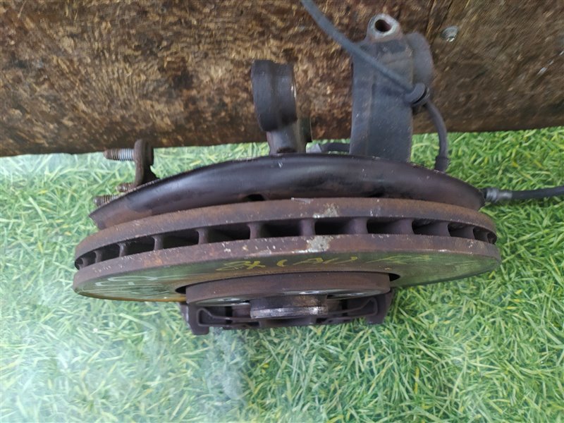 Ступица передняя правая A1 2011 8X CAX