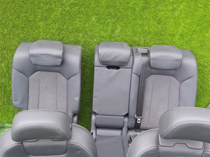 Сидения комплект Q8 4MN Сидения комплект Q8 4MN