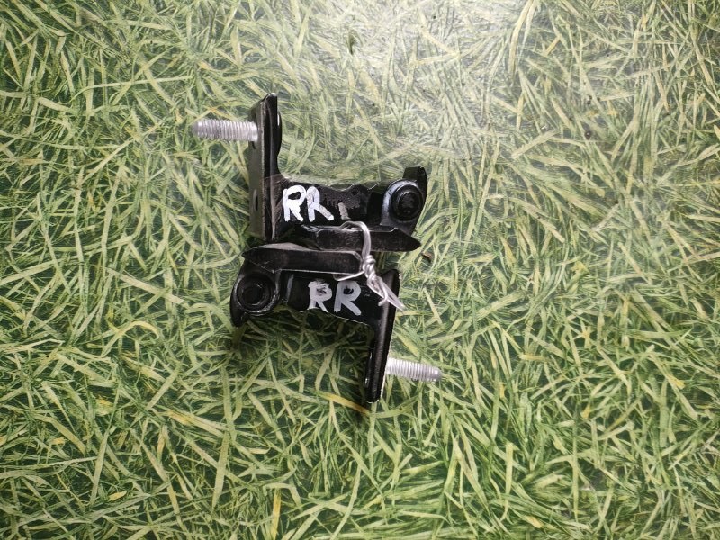 Петля дверная задняя правая PORSCHE PANAMERA 971 контрактная