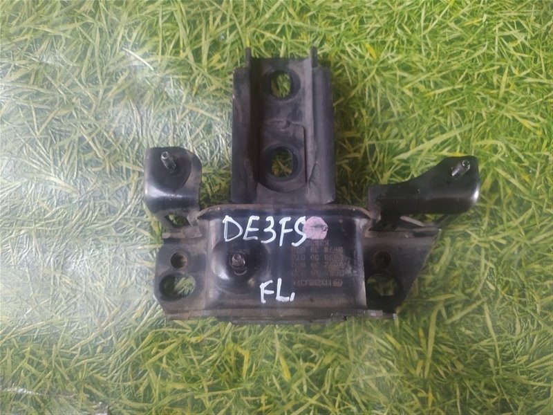 Подушка двигателя левая DEMIO DE3FS ZJ-VE