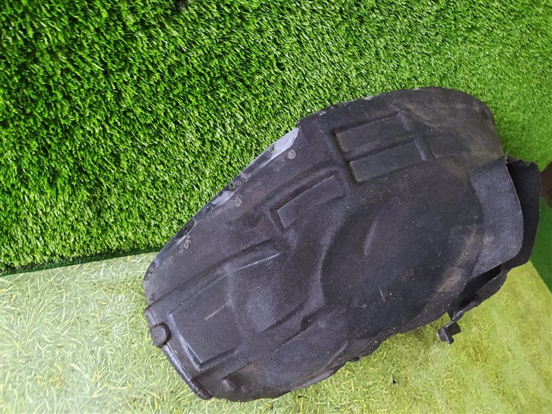 Подкрылок передний правый S60 FS