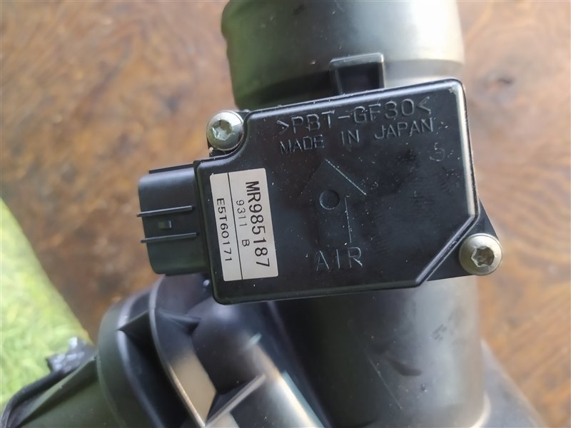 Расходомер воздушный MITSUBISHI GALANT FORTIS CY4A 4B11 MR985187 контрактная