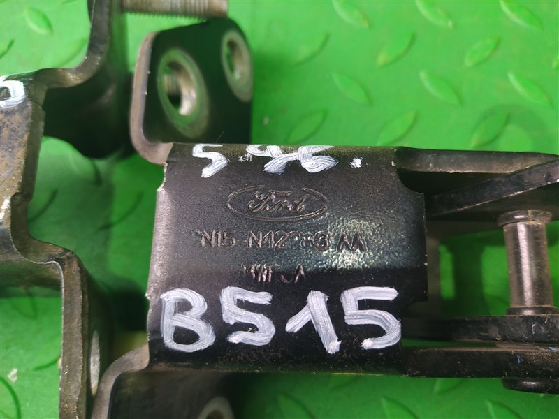 Петля 5-двери задняя ECOSPORT B515 Петля 5-двери задняя ECOSPORT B515