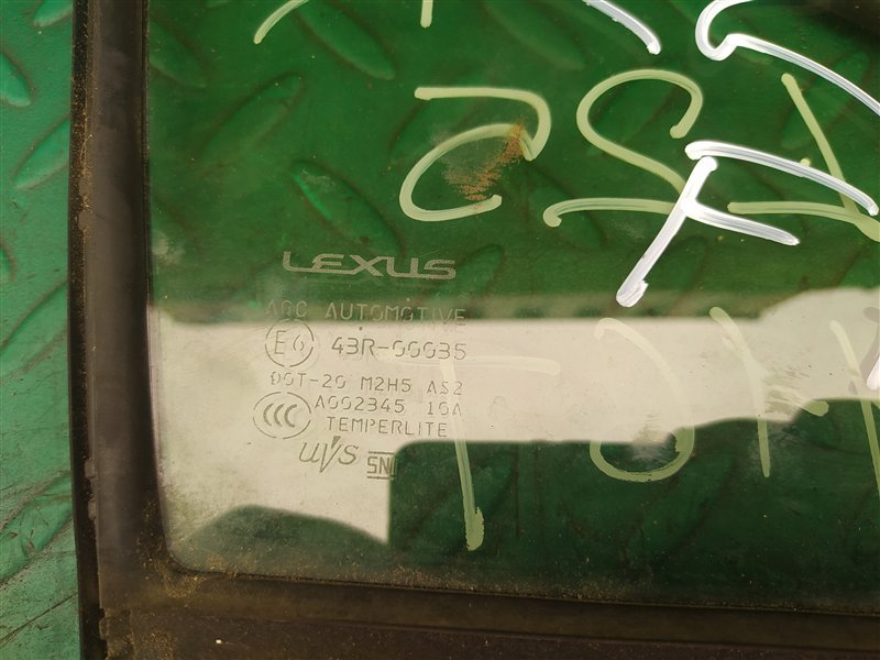Форточка двери передняя правая RX450H GYL25W