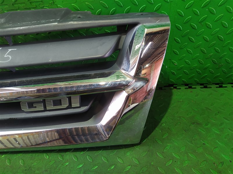 Решетка радиатора PAJERO V63W Решетка радиатора PAJERO V63W