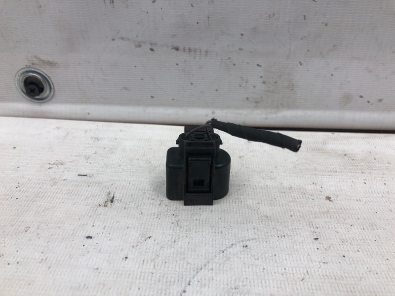 Разъем VOLKSWAGEN GOLF 2012 6 CAXA 1j0973702 Б/У