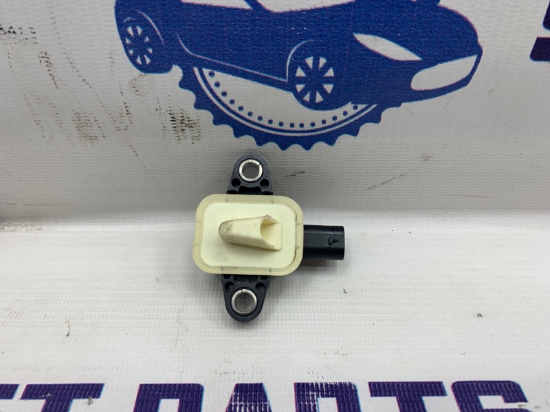 Датчик AIR BAG A1 2012 8X CAXA