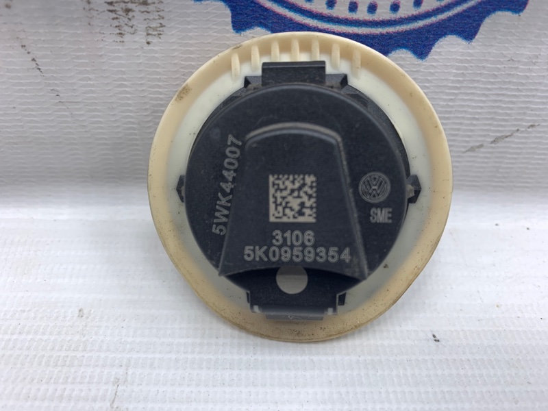 Датчик AIR BAG VOLKSWAGEN GOLF 6 CBZB