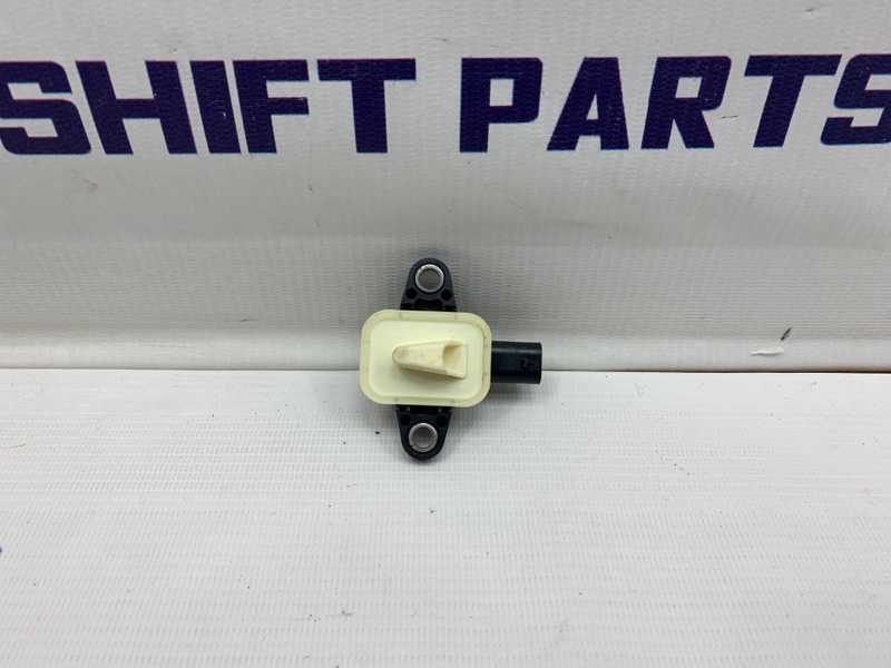 Датчик AIR BAG VOLKSWAGEN POLO 2013 5 CBZC 4H0955557 контрактная