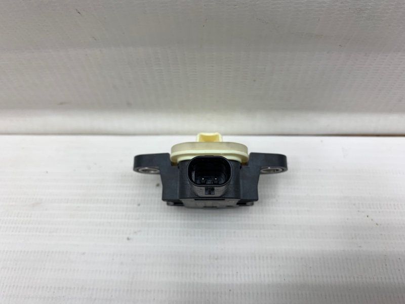 Датчик AIR BAG VOLKSWAGEN POLO 5 CBZC