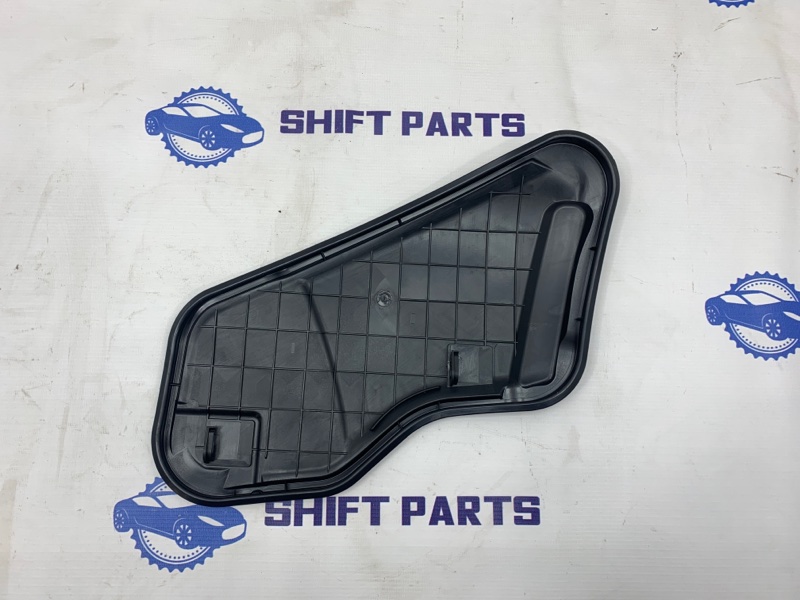 Запчасть пыльник кузова передний правый AUDI A1 2012 8X CAXA 8X3837916B контрактная Пыльник кузова передний правый AUDI A1 2012 8X CAXA 8X3837916B контрактная