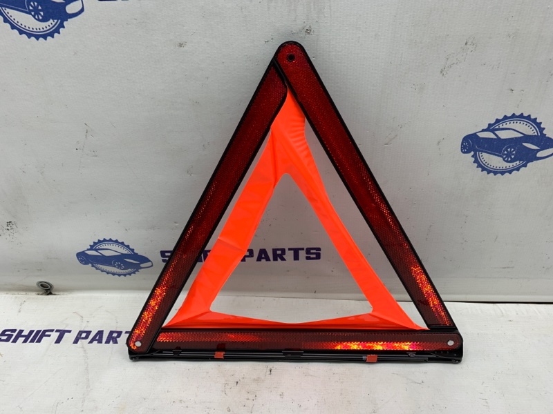 Знак аварийной остановки AUDI A1 2011 8X CAXA 8K0860251 контрактная