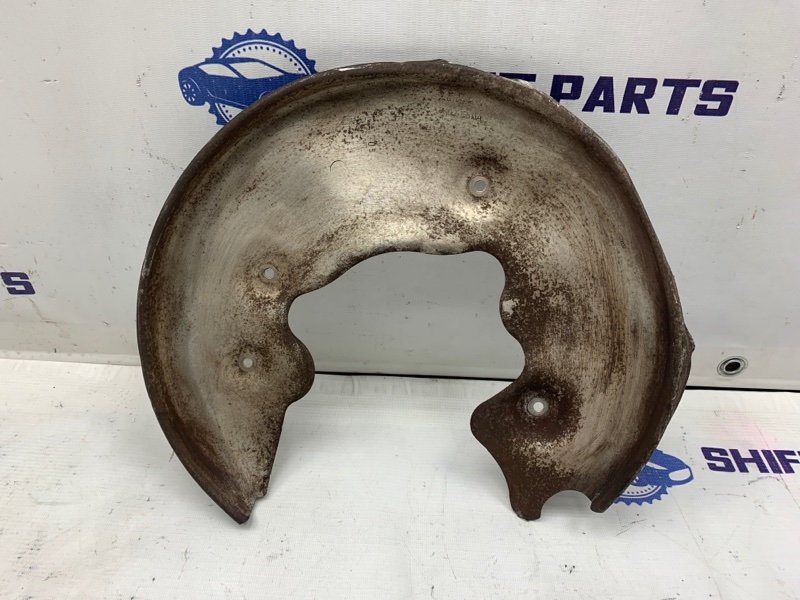 Пыльник тормозного диска задний левый AUDI A5 2010 8T CDNC 8K0615611A контрактная