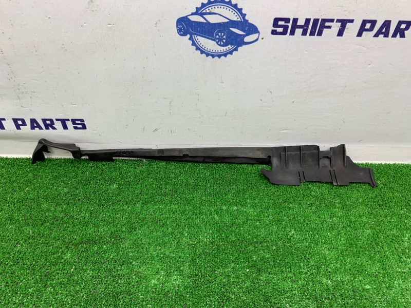 Запчасть уплотнитель AUDI Q7 2010 4L CASA 7L0121331B контрактная Уплотнитель AUDI Q7 2010 4L CASA 7L0121331B контрактная