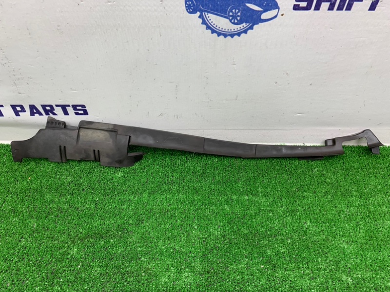 Уплотнитель Q7 2010 4L CASA Уплотнитель Q7 2010 4L CASA