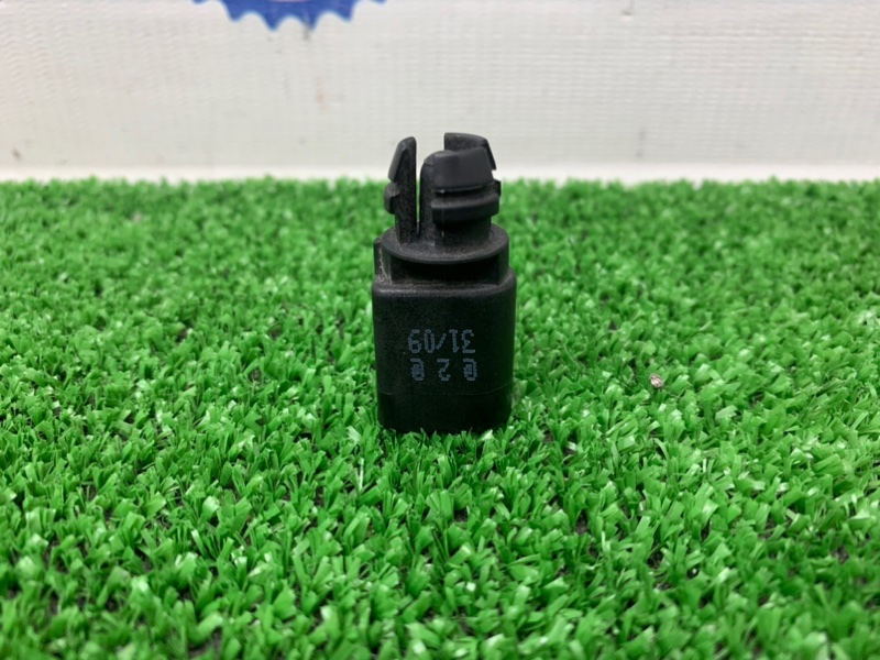 Датчик наружной температуры AUDI Q7 2010 4L CASA 8Z0820535 контрактная