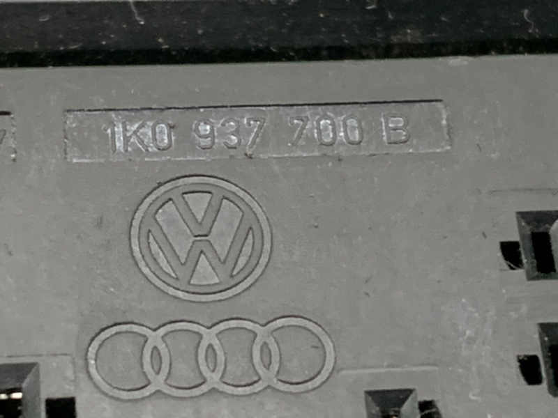 Разъем VOLKSWAGEN GOLF 6 CBZB Разъем VOLKSWAGEN GOLF 6 CBZB