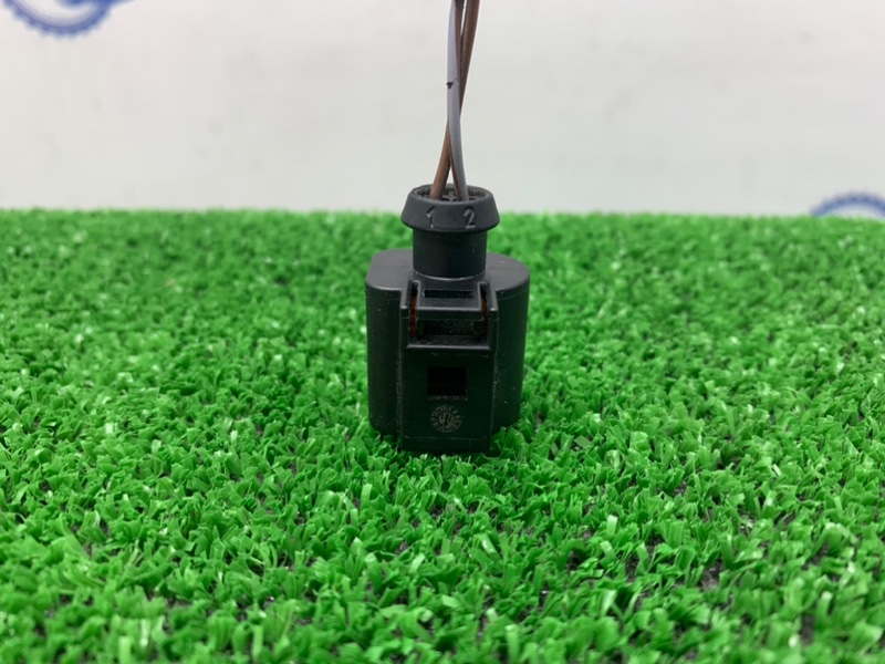 Разъем GOLF 2012 6 CBZB