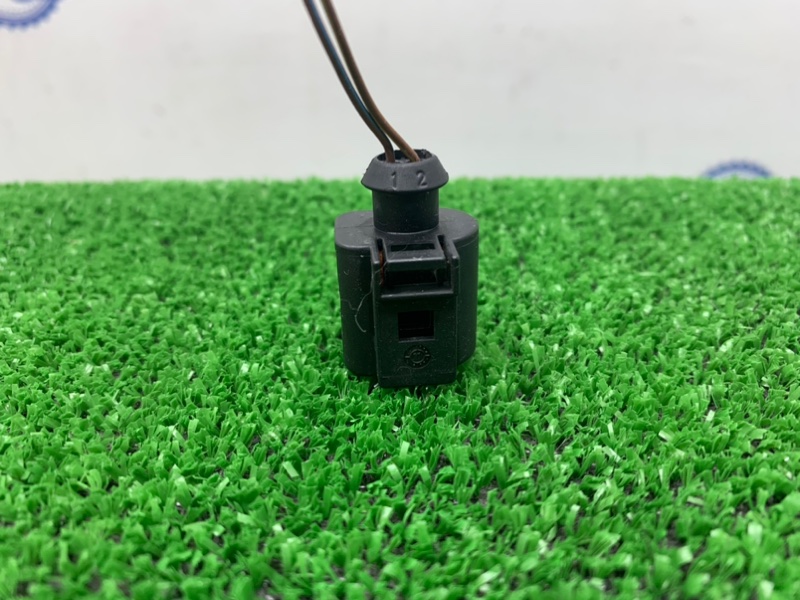 Разъем GOLF 2012 6 CBZB