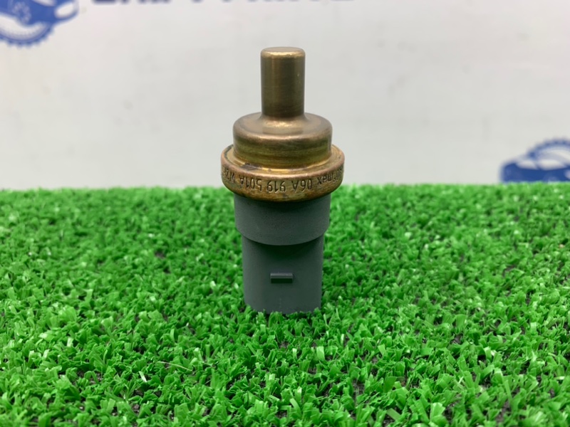 Запчасть датчик температуры охлаждающей жидкости VOLKSWAGEN SCIROCCO 2013 3 CCZB 06A919501A контрактная Датчик температуры охлаждающей жидкости VOLKSWAGEN SCIROCCO 2013 3 CCZB 06A919501A контрактная