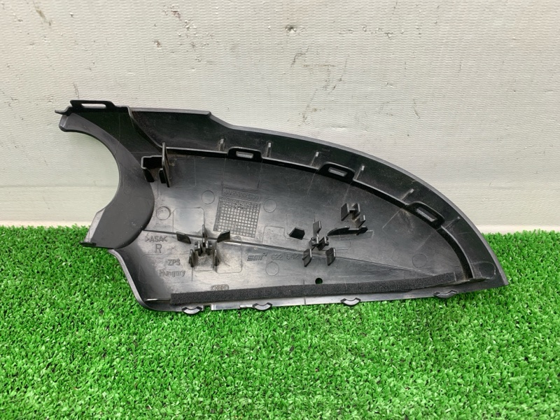Кожух зеркала правый AUDI A6 2011 C7 CHVA 4G0858524 контрактная