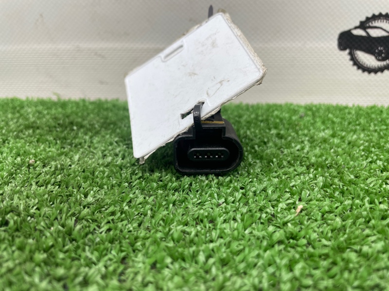 Разъем POLO 2007 4 BUD