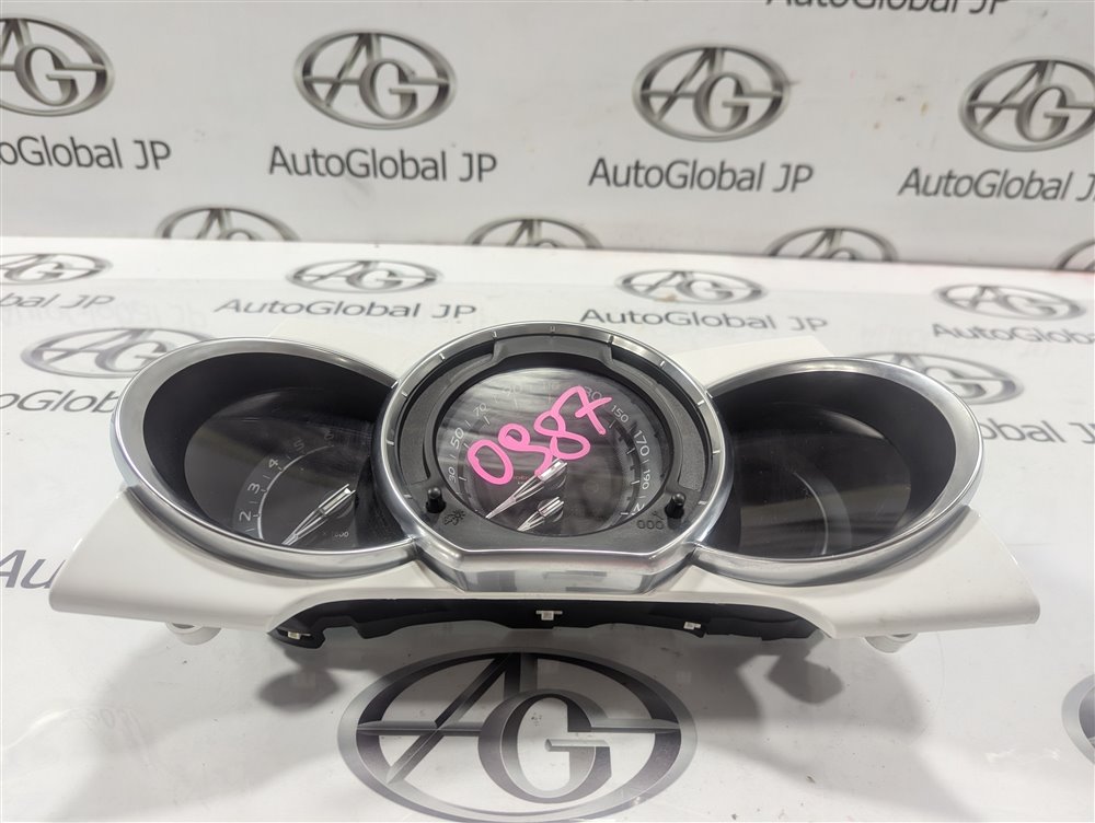 Запчасть Спидометр  CITROEN DS3 6103JA Контрактный Год: 2011   Пробег 68859 км.
Снят с контрактного авто, без пробега по России. Состояние оценивайте по фото.