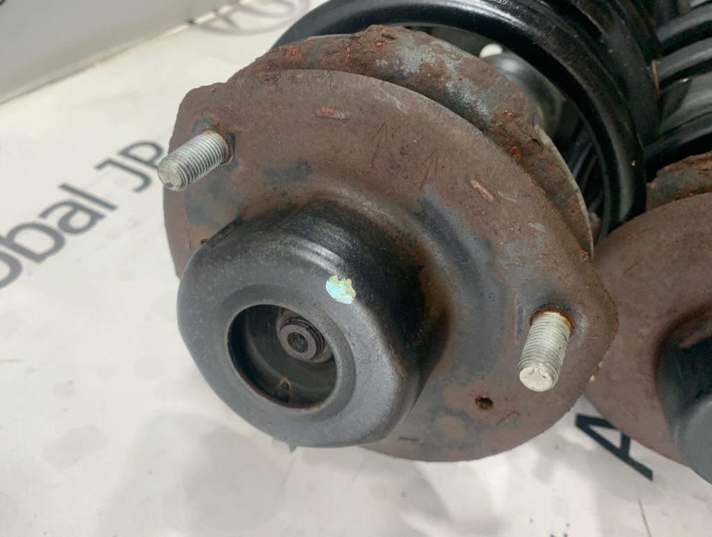 Стойка передняя для TOYOTA HARRIER SXU15W 5SFE, 4851049155 3 ракурс Стойка передняя для TOYOTA HARRIER SXU15W 5SFE, 4851049155 3 ракурс