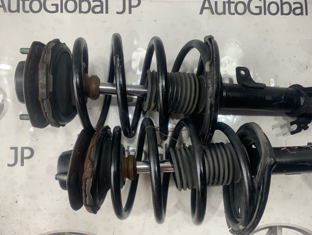 Стойка передняя для TOYOTA HARRIER SXU15W 5SFE, 4851049155 5 ракурс Стойка передняя для TOYOTA HARRIER SXU15W 5SFE, 4851049155 5 ракурс