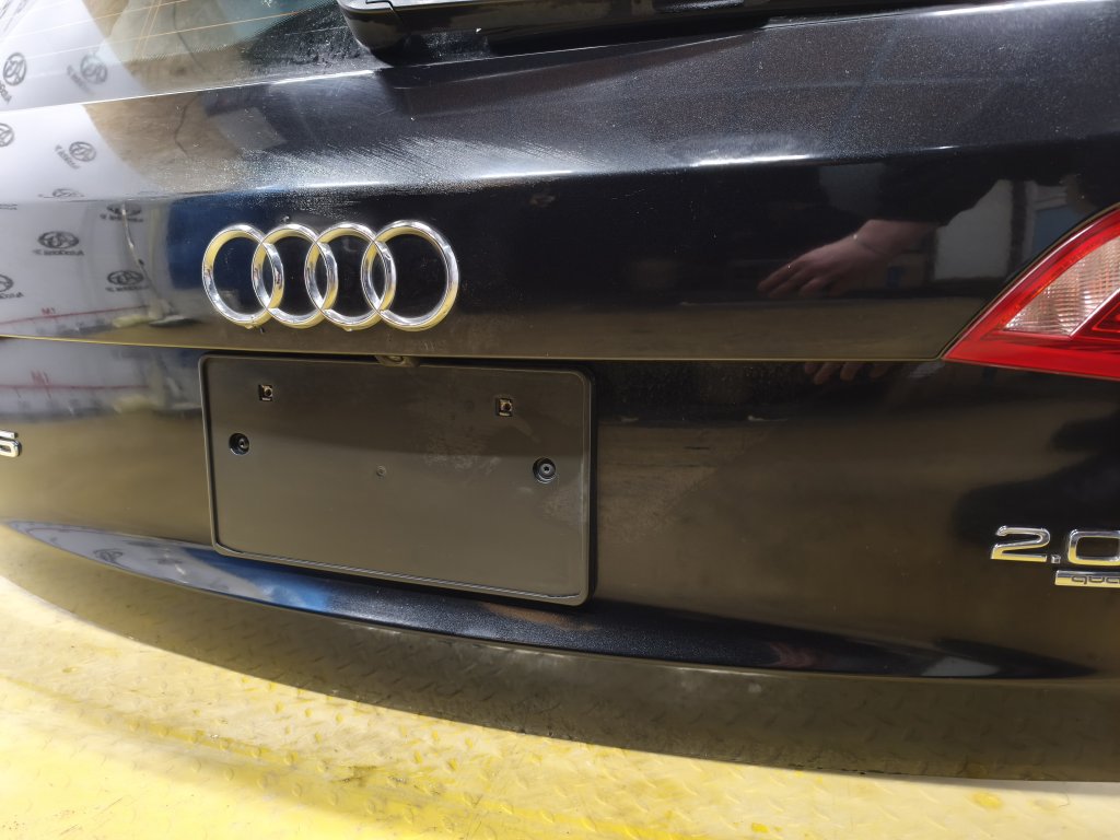 Дверь 5-я для AUDI Q5 8R CDNC, 8R0827023C 10 ракурс Дверь 5-я для AUDI Q5 8R CDNC, 8R0827023C 10 ракурс