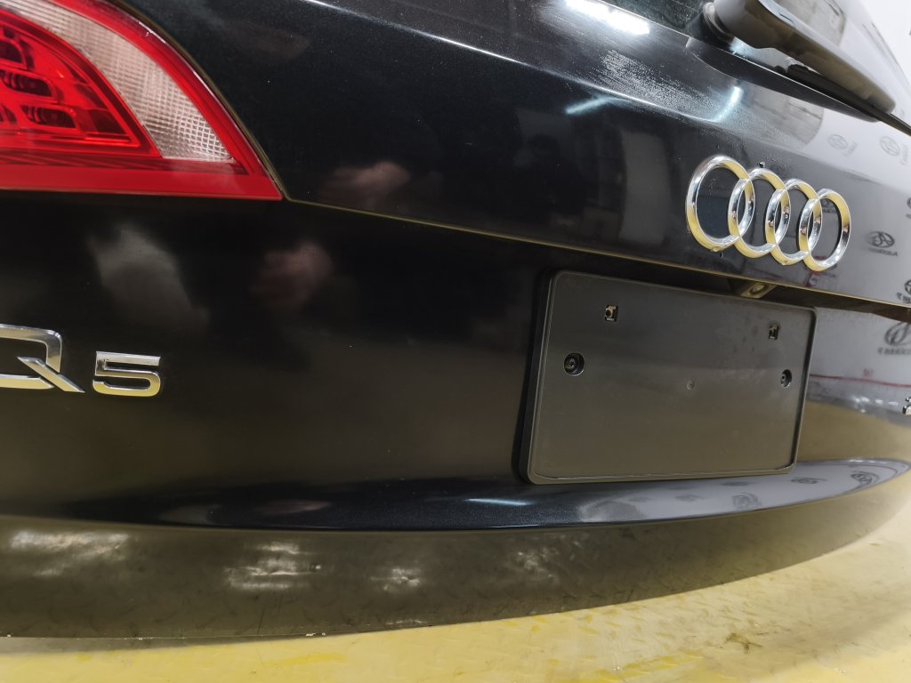 Дверь 5-я для AUDI Q5 8R CDNC, 8R0827023C 13 ракурс Дверь 5-я для AUDI Q5 8R CDNC, 8R0827023C 13 ракурс