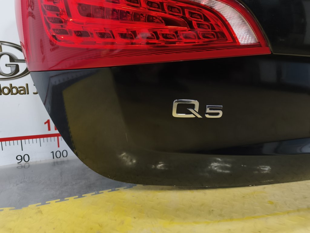 Дверь 5-я для AUDI Q5 8R CDNC, 8R0827023C 14 ракурс Дверь 5-я для AUDI Q5 8R CDNC, 8R0827023C 14 ракурс