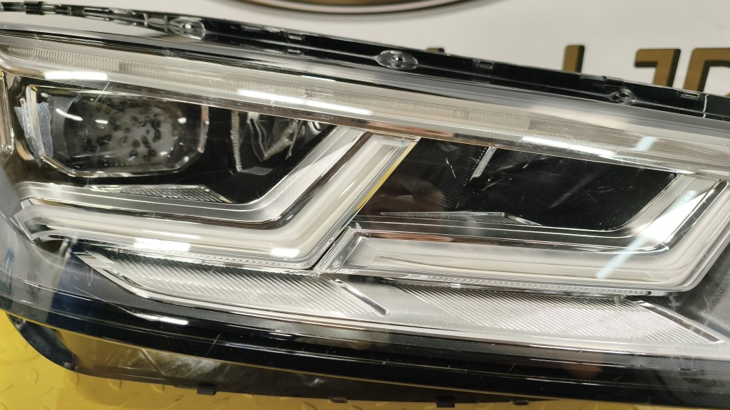 Фара правая передняя для AUDI Q5 FY, 80D941034 6 ракурс Фара правая передняя для AUDI Q5 FY, 80D941034 6 ракурс