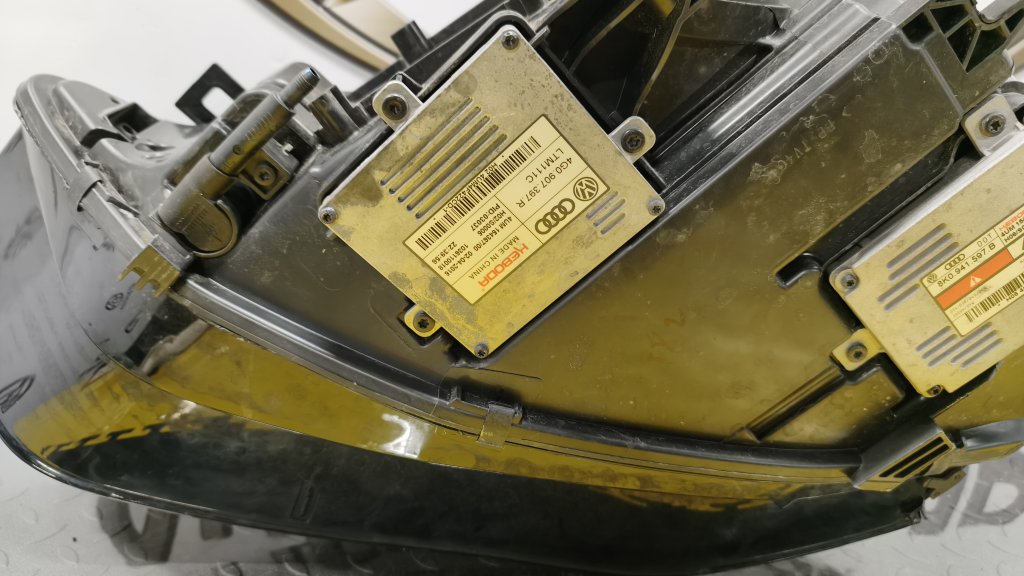 Фара правая передняя для AUDI A4 8K CJEB, 8K0941044 17 ракурс Фара правая передняя для AUDI A4 8K CJEB, 8K0941044 17 ракурс