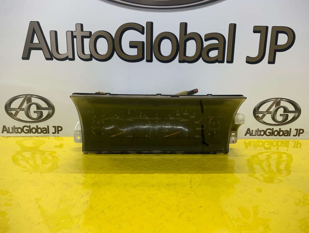 Спидометр для ISUZU BIGHORN UBS69 4JG2, 8971320830 1 ракурс Спидометр для ISUZU BIGHORN UBS69 4JG2, 8971320830 1 ракурс