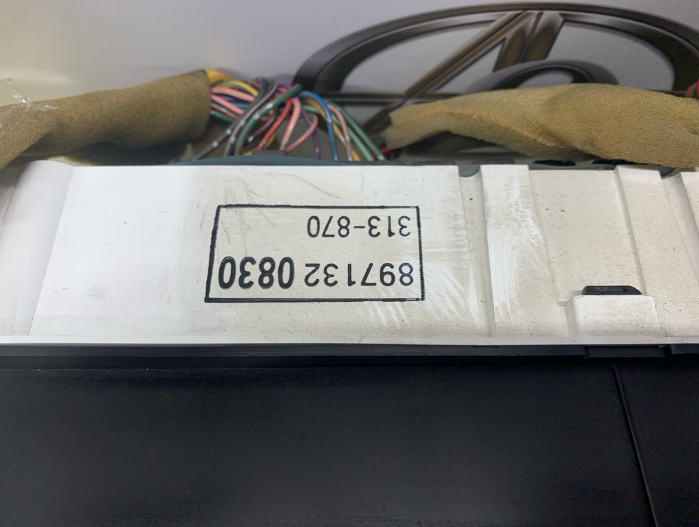 Спидометр для ISUZU BIGHORN UBS69 4JG2, 8971320830 3 ракурс Спидометр для ISUZU BIGHORN UBS69 4JG2, 8971320830 3 ракурс