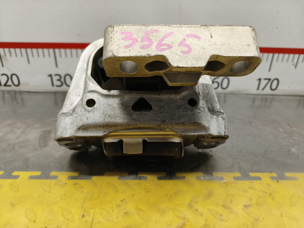 Подушка двигателя для AUDI Q2 GAB CHZJ, 5Q0199262CK 4 ракурс Подушка двигателя для AUDI Q2 GAB CHZJ, 5Q0199262CK 4 ракурс