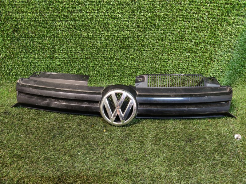 Запчасть решетка радиатора VOLKSWAGEN GOLF 5K контрактная Решетка радиатора VOLKSWAGEN GOLF 5K контрактная