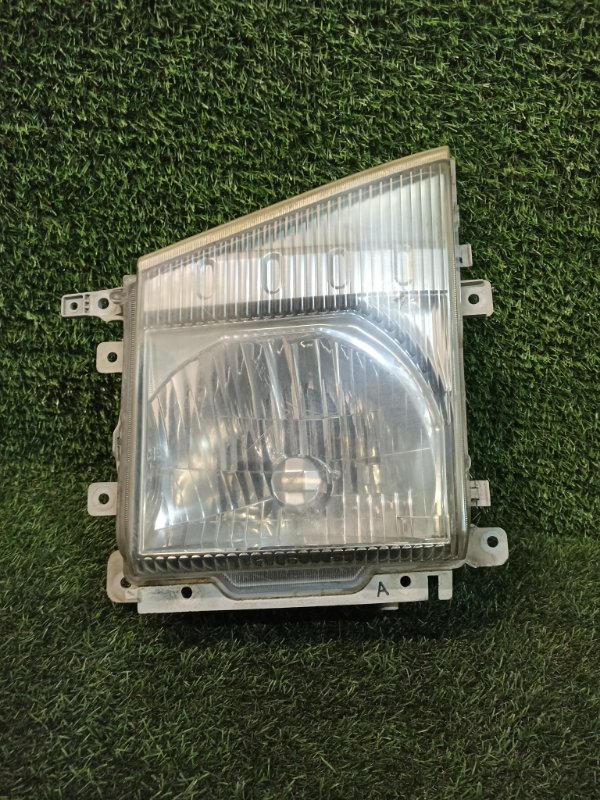 Фара передняя левая ISUZU ELF 2010 NHR85 110-21885 контрактная