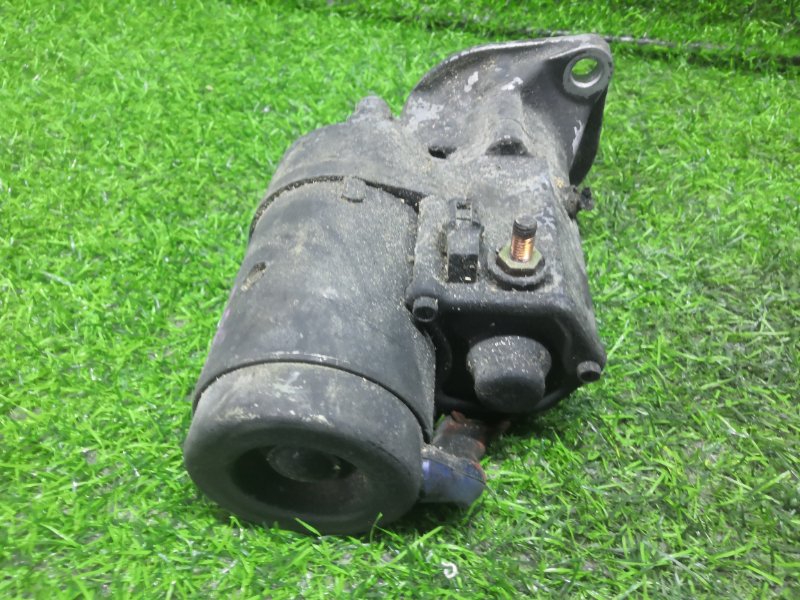 Стартер ELF NHR54E 4JA1
