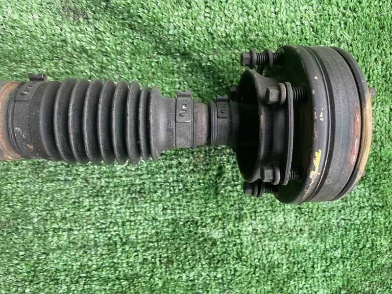 Карданный вал передний JEEP GRAND CHEROKEE 1J8H158236Y170049